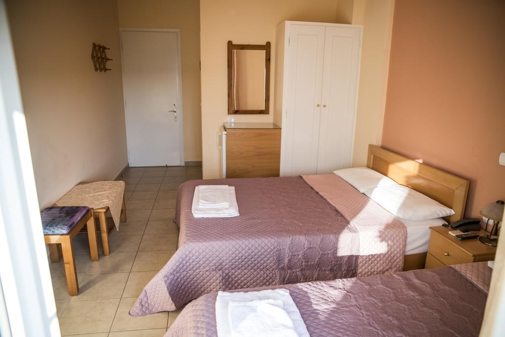 Zoumboulis Rooms Mytilíni エクステリア 写真