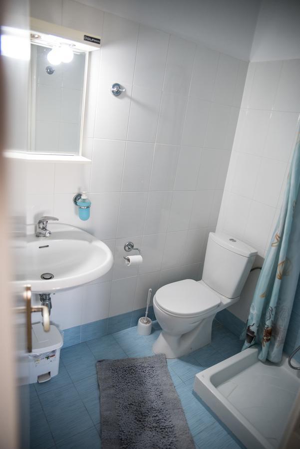 Zoumboulis Rooms Mytilíni エクステリア 写真